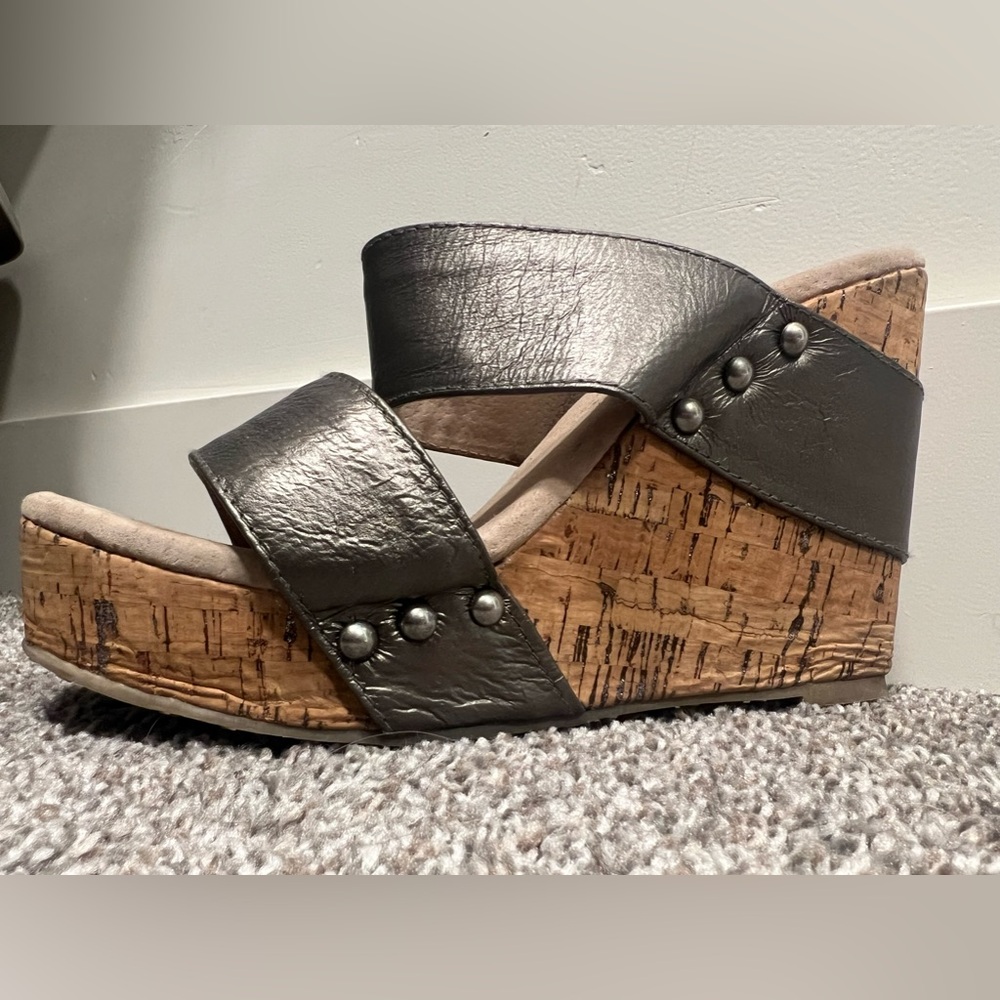 Wedges - Picture 2 of 3